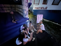 Sommerfest-Huepfburg